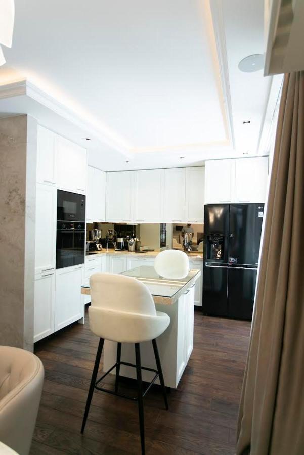 Apartamento A True Touch Of Luxury Belgrado Exterior foto